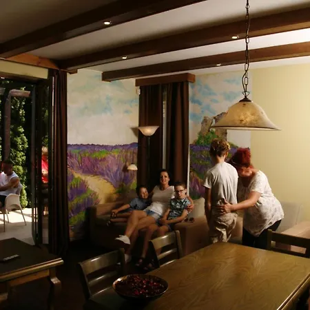 Apartmán To Apartmanhazak *