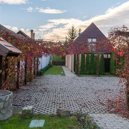 To Apartmanhazak Apartmán *