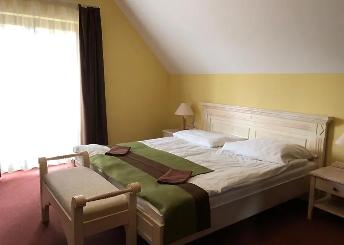 To Apartmanhazak Apartament