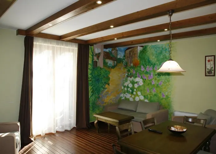 To Apartmanhazak Lejlighed Bánk